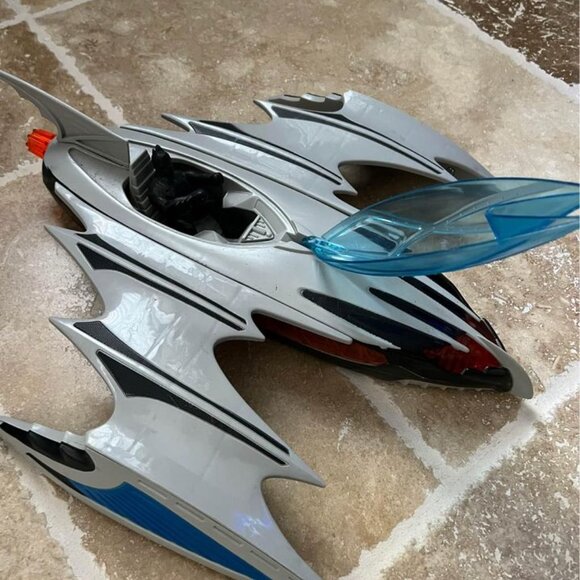 VINTAGE 1997 Batman Batwing & 1992 Batskiboat Bat Ski Boat Vehicle Set - Picture 4 of 5